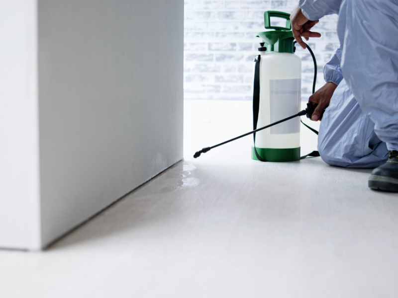 Advanced pest control equipment and tools